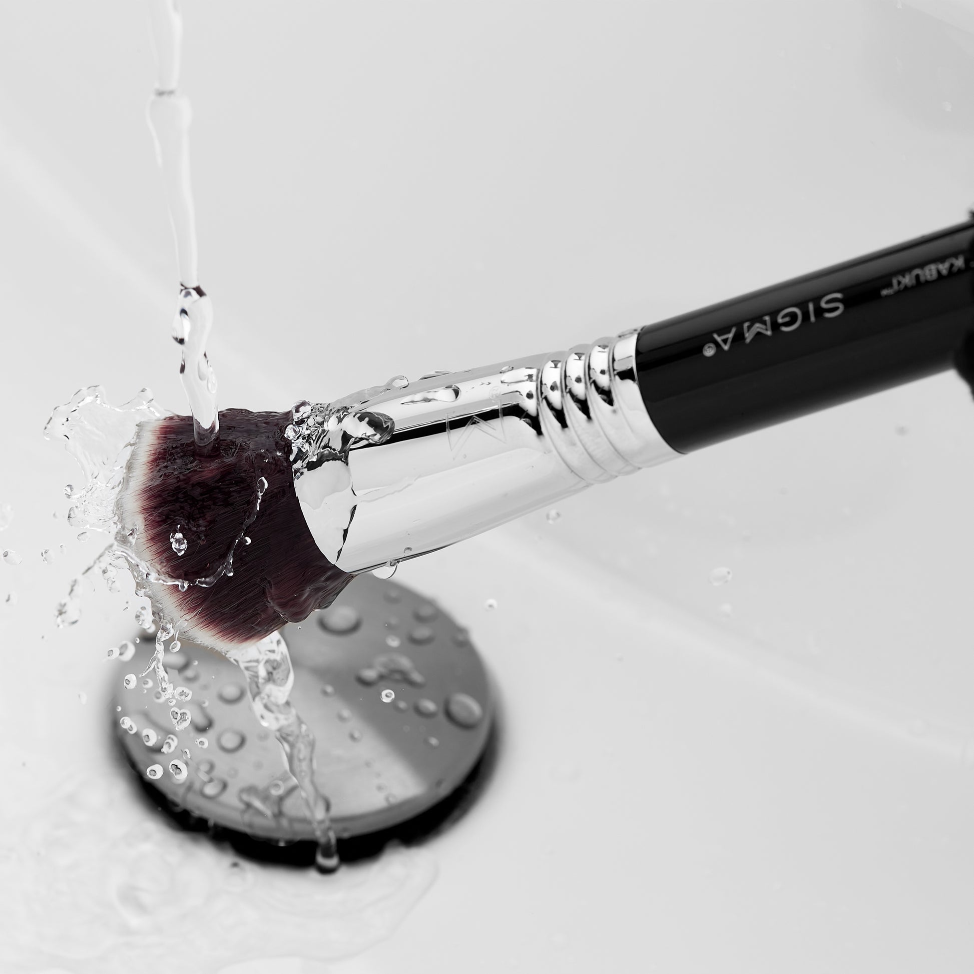 Sigma Beauty F80 Flat Kabuki Brush