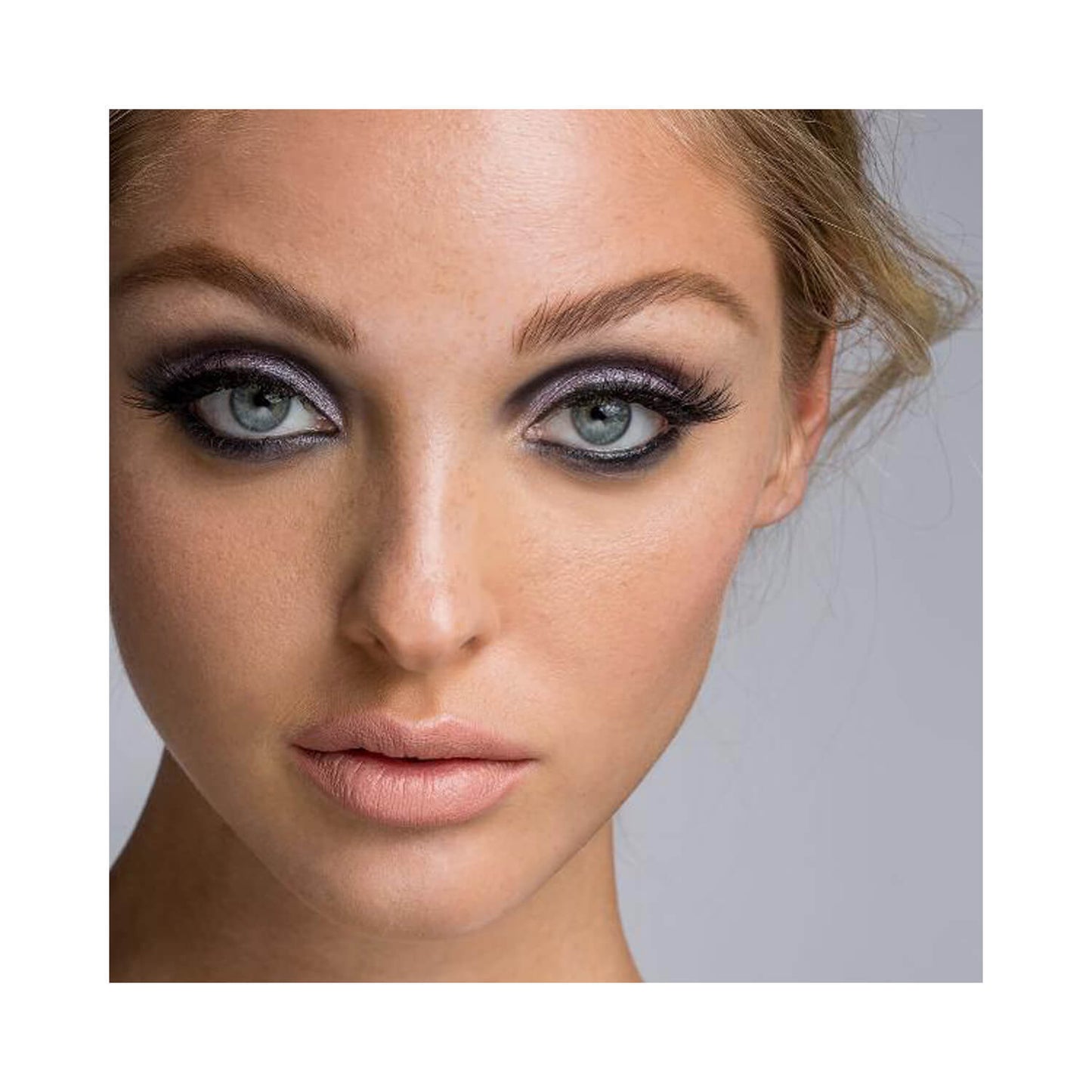 Red Cherry Molly False Eyelashes Model