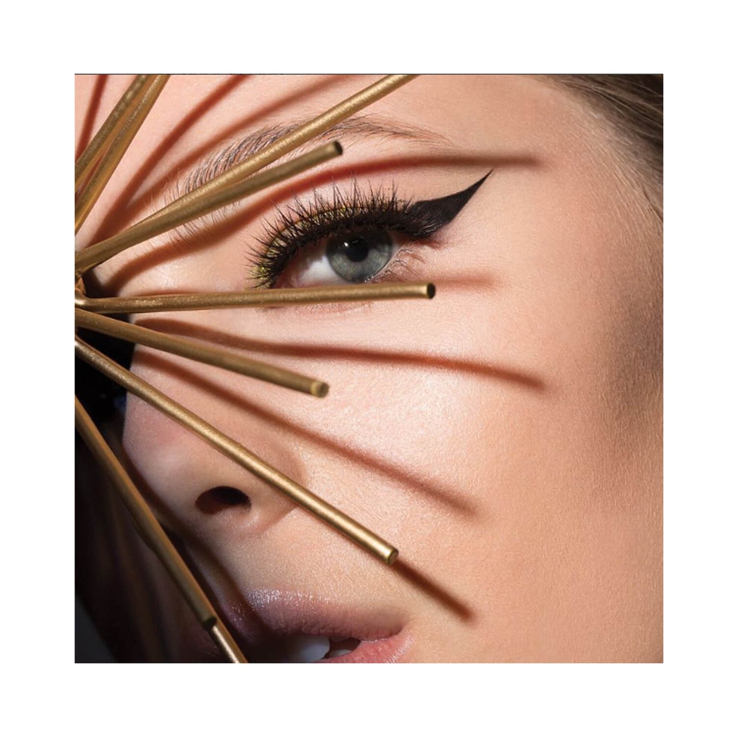 Red Cherry Red Hot Wink The X Effect False Eyelashes Model