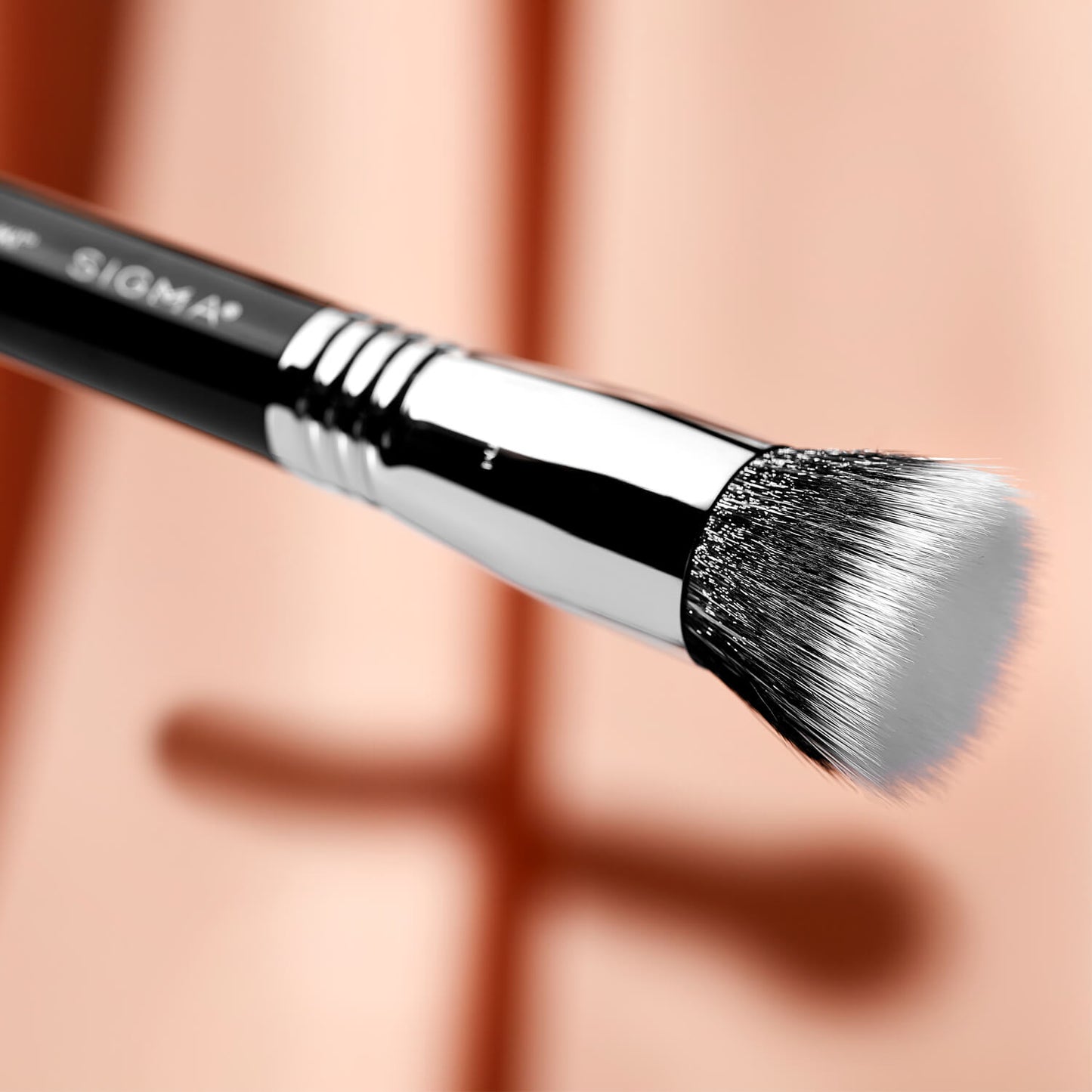 Sigma Beauty F80 Air Flat Kabuki Brush Style 2