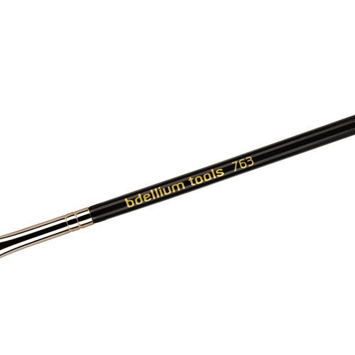 BDellium Tools Professional Antibacterial Makeup Brush Maestro Line Angled Brow 763 Black Body