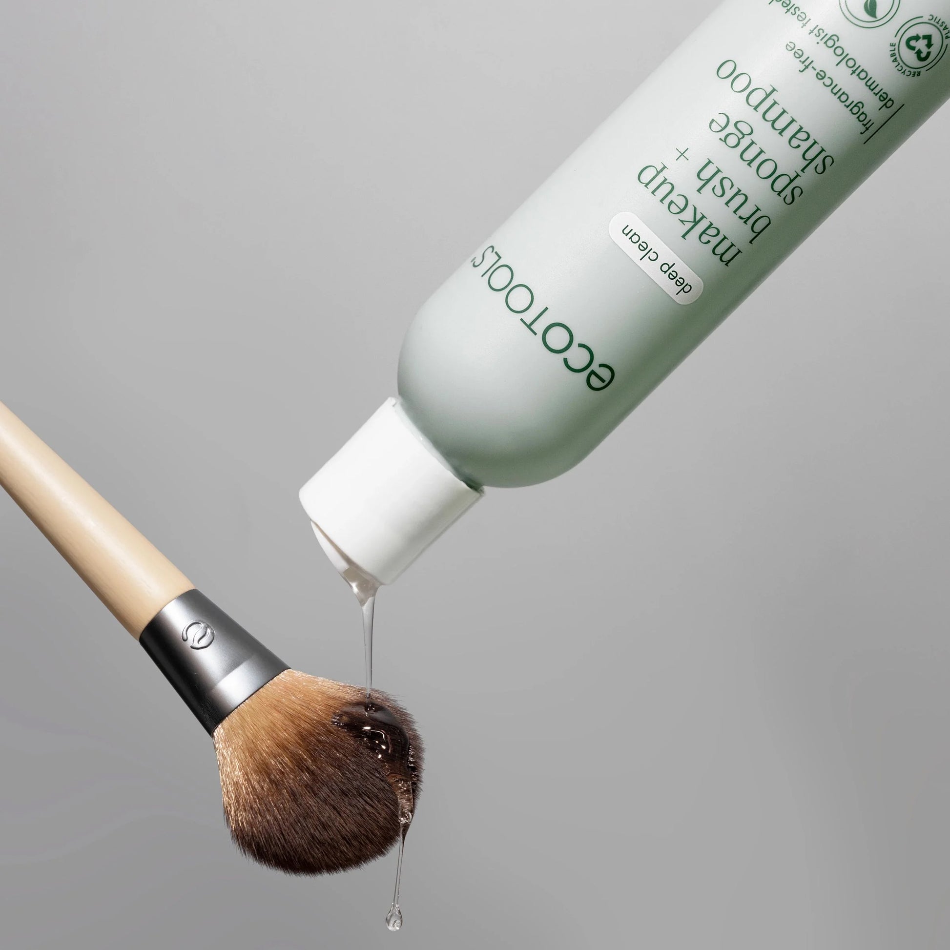 EcoTools Makeup Brush Sponge Shampoo