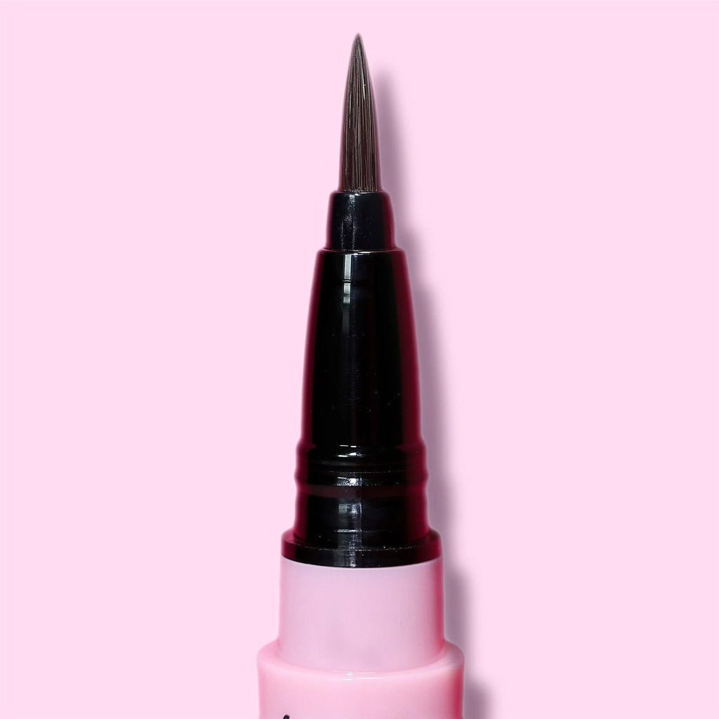 LA Girl The Artist Brush Pen Eyeliner