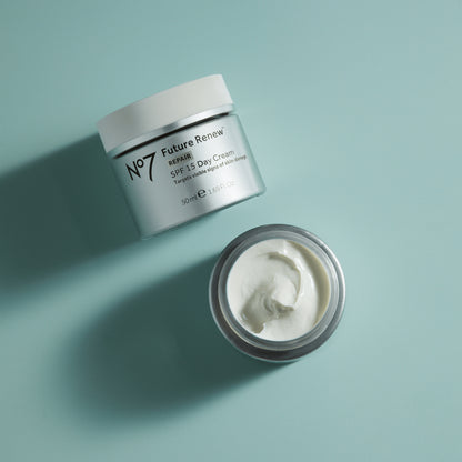 No7 Future Renew Repair Day Cream SPF15 50 mL