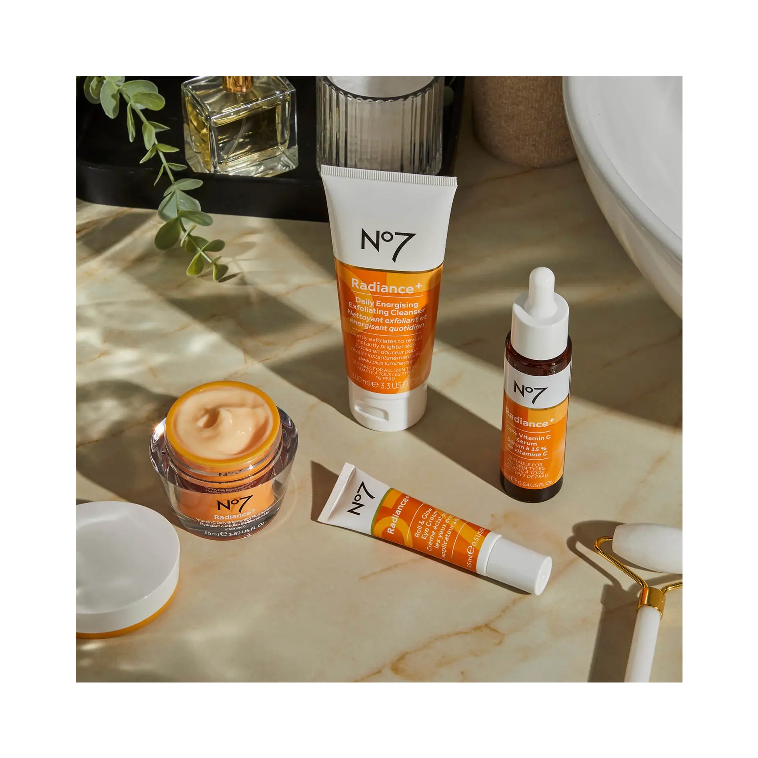 No7 Radiance+ Daily Energizing Exfoliating Cleanser 100 mL