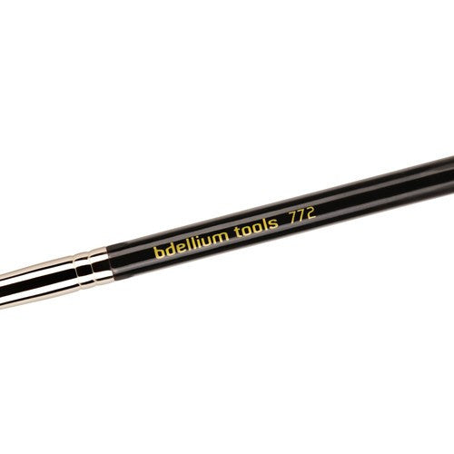 BDellium Tools Professional Antibacterial Makeup Brush Maestro Line Small Shader 772 Black Body