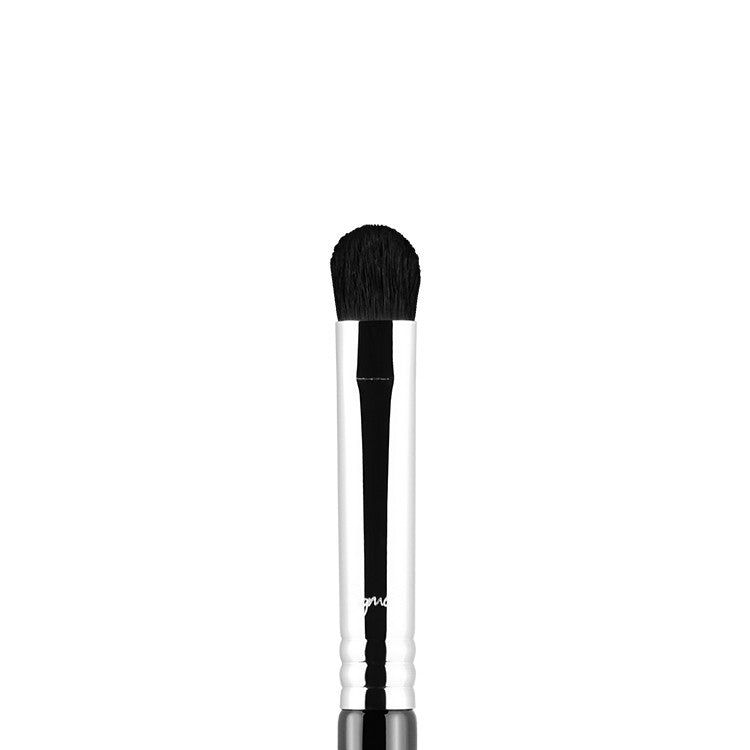 Sigma Beauty E32 Exact Blend Brush Chrome