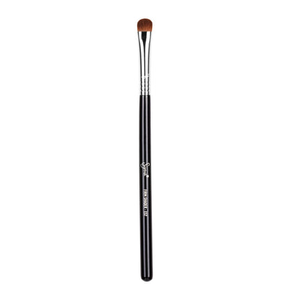Sigma Beauty E57 Firm Shader Brush