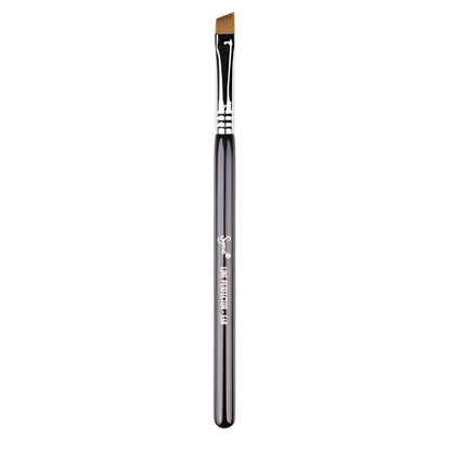 Sigma Beauty E68 Line Perfector Brush