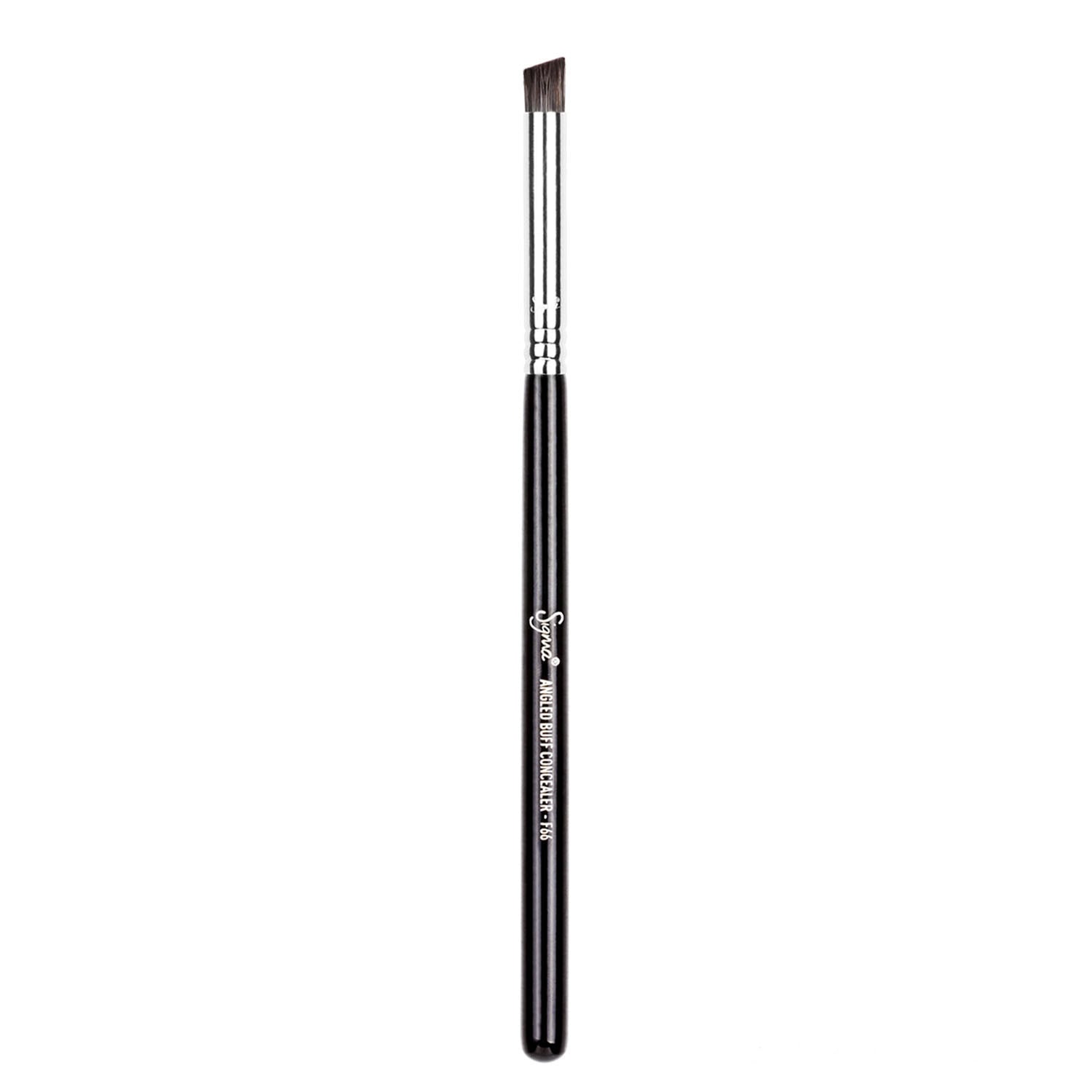 Sigma Beauty F66 Angled Buff Concealer Brush