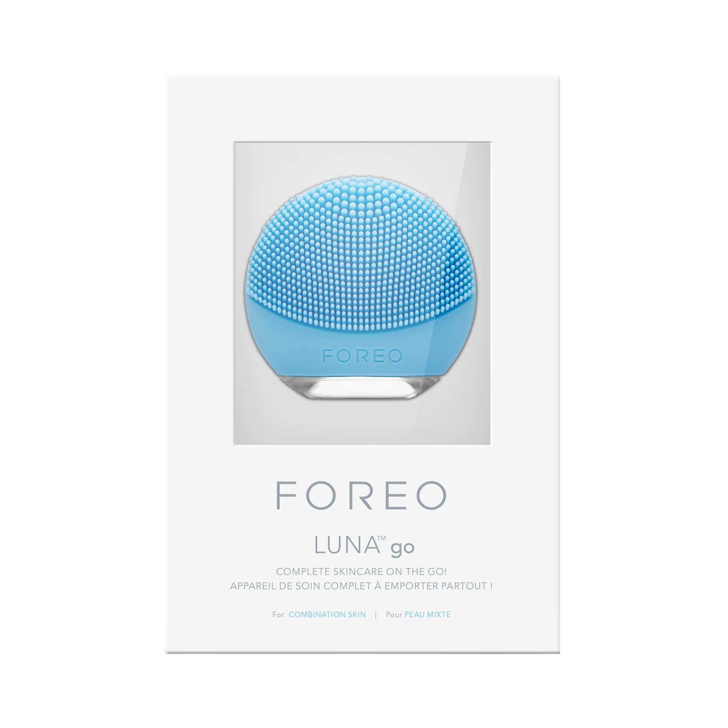FOREO LUNA Go for Combination Skin In The Package