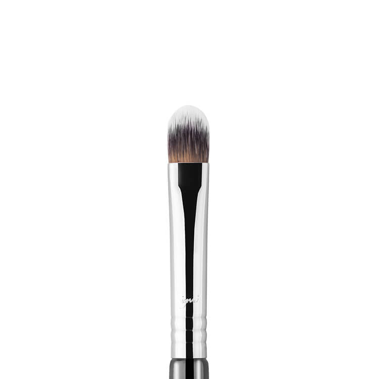 Sigma Beauty F70 Concealer Brush Chrome